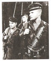 Матросы сошли на сушу 1941г..jpg
